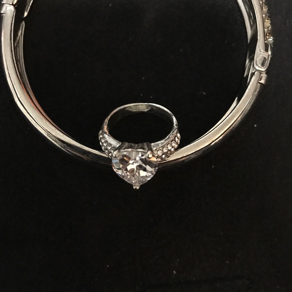 Heart shape diamond ring - Picture 3 of 3